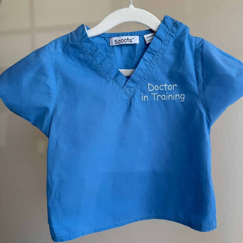 SCOOTS | Doctor In Training Scrubs Costume